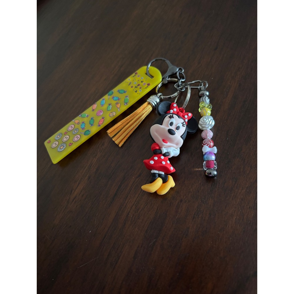 Keychain Yellow Tassel Candy Graphics Accessory - Picture 4 of 4